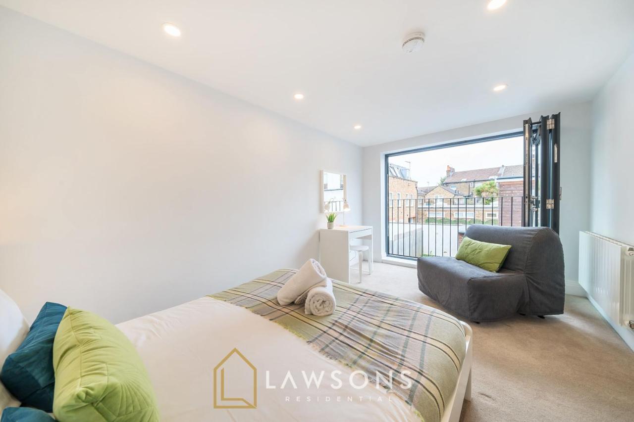 Chic Living By Lawsons Apartment Windsor Exterior foto