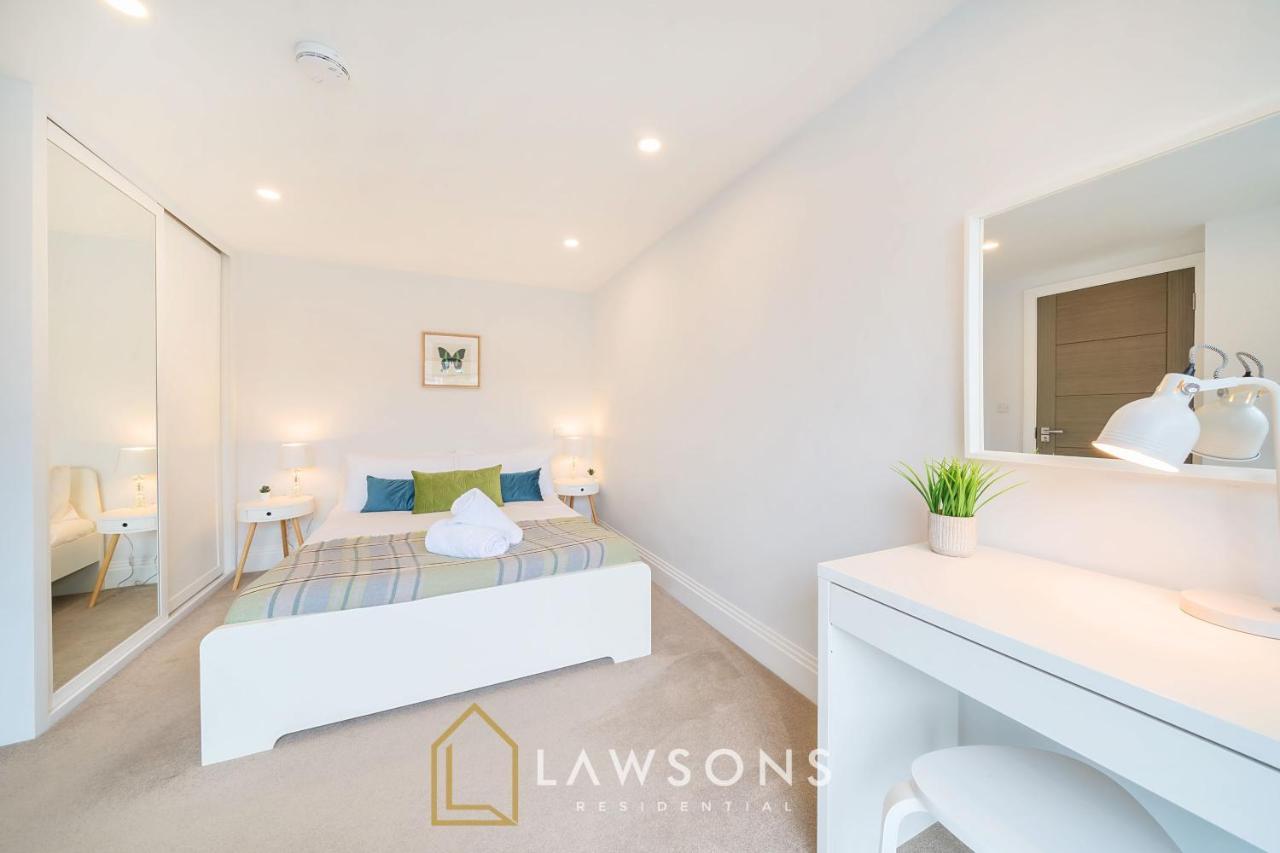 Chic Living By Lawsons Apartment Windsor Exterior foto